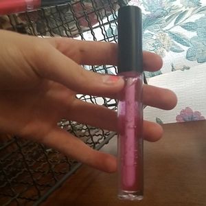 Lip gloss